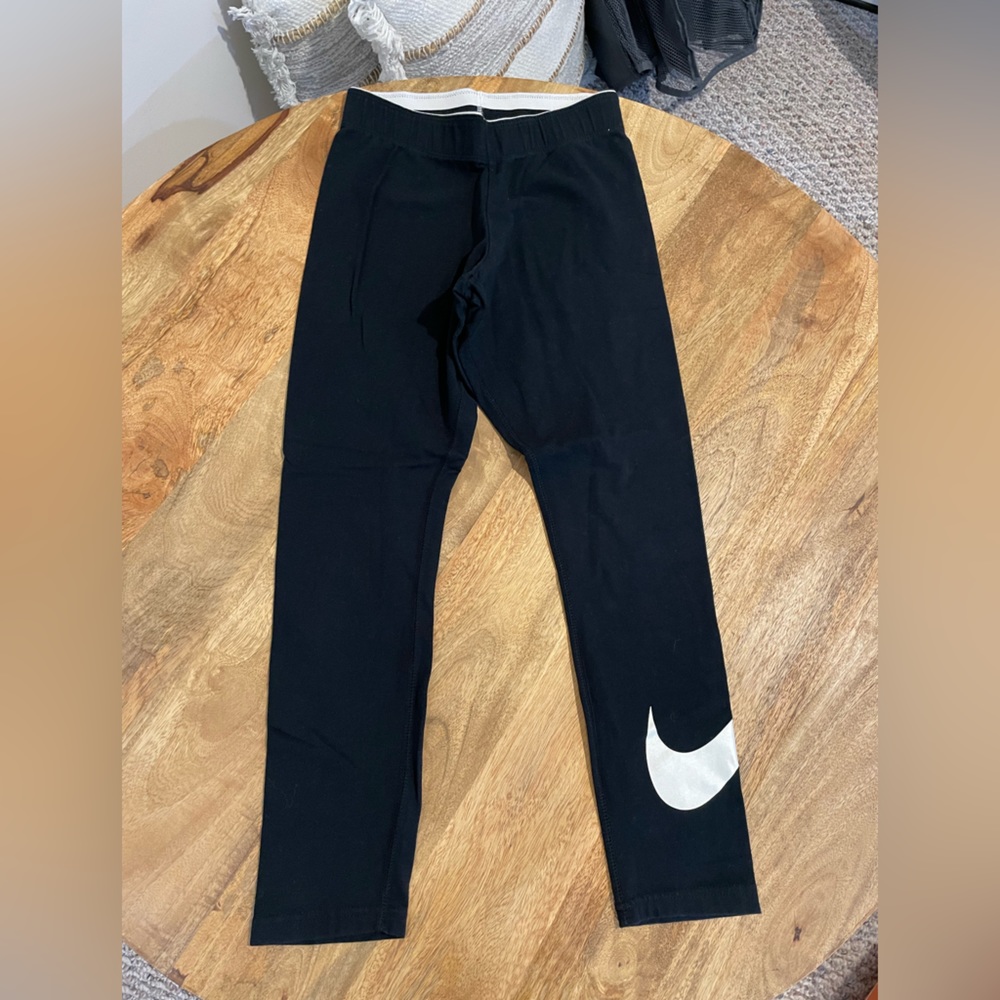 Nike Crop Leggings